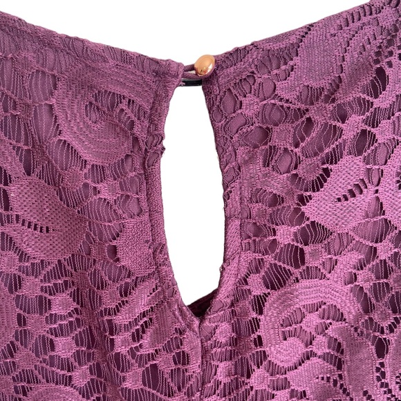 XHILARATION PURPLE FLOWY LACE SHORT SLEEVE MINI DRESS, WITH ZIPPER, SIZE XS - Picture 7 of 8